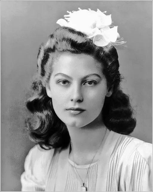 地球太烦了，这个男人居然想带全人类飞向天空