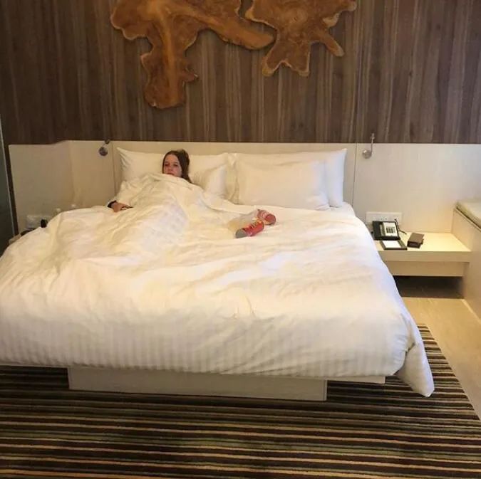 纽航空乘,纽航空姐失业后视频