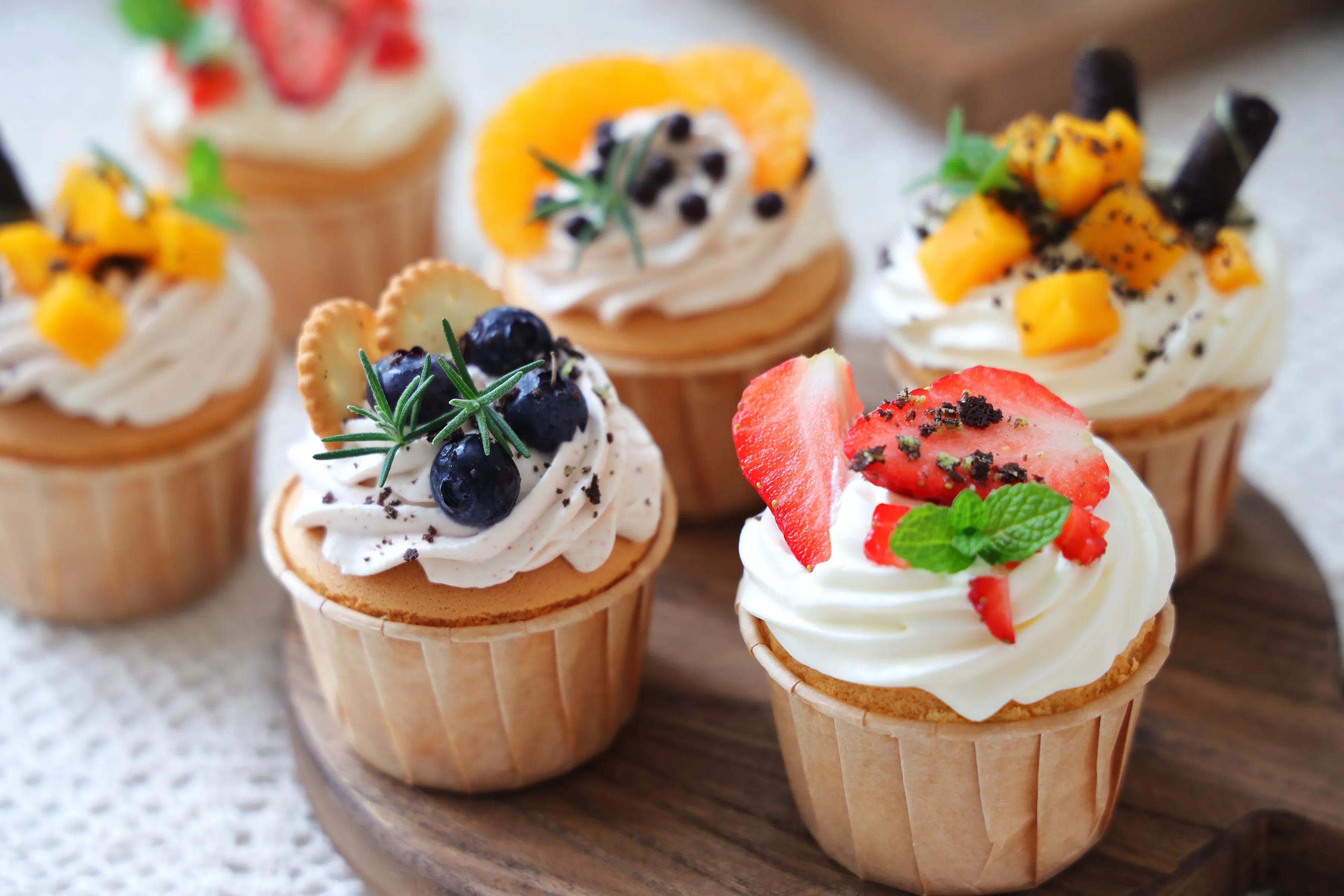 不回缩六寸戚风纸杯蛋糕,戚风蛋糕不塌陷不回缩不开裂