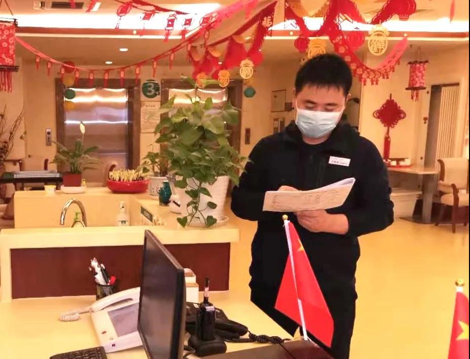 北京失能失智老人养老院,北京护工照顾80岁老人能自理