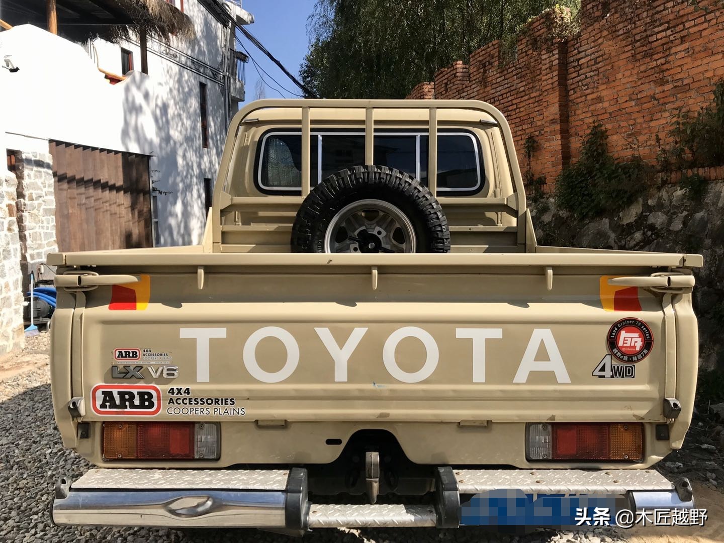 陆巡lc76二手价格,陆地巡洋舰lc76二手车值得买吗