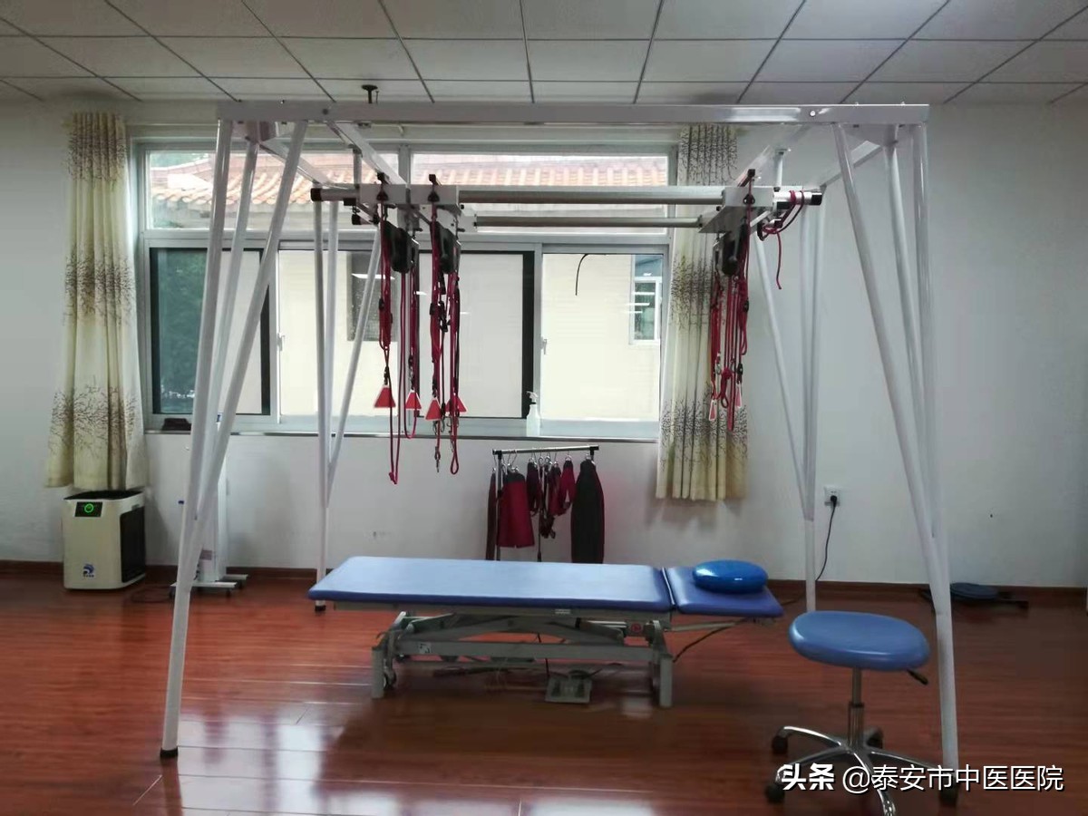 关爱残障儿童情暖康复中心——*安泰**市中医医院儿童康复治疗中心成立