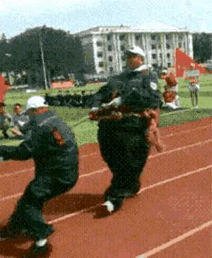 “你太低估了我的脚气，不知道还有没有救？”年轻总要付出代价