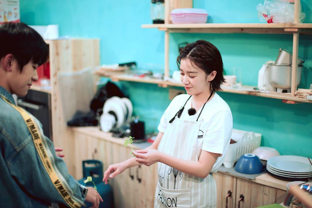 阚清子穿搭风格,娃娃脸怎么穿出高级感