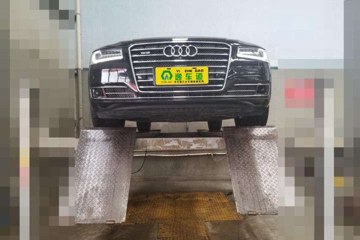 奥迪a82006款a8l6.0w12quattro旗舰型,小排三缸车