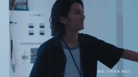 为情怀买单完整视频,为情怀买单周杰伦