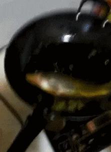 不联系的同学借钱怎么高情商回复,怎么回复借钱的同学