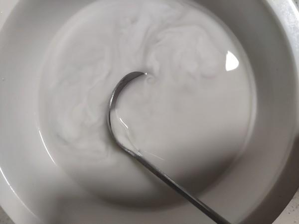 酸辣开胃特别适合夏天吃的一道菜,家里阿姨做的菜