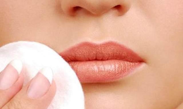 黑三角如何护理,年轻人三角眼面相