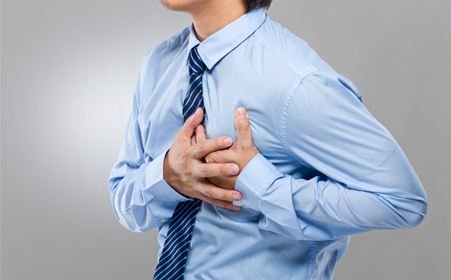 胸闷胸痛可能是什么病,胸痛胸闷别忽视这可能是心梗前兆