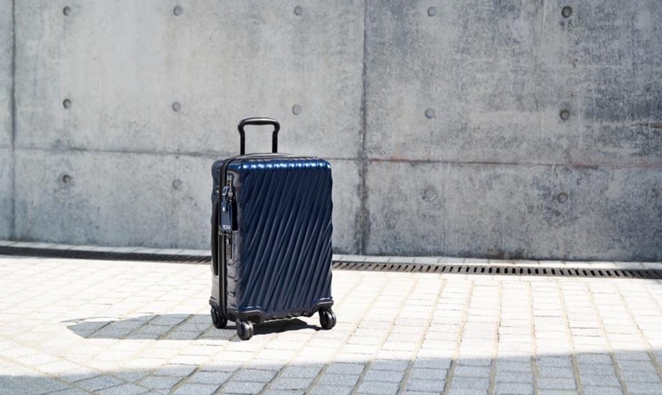 灵感创新轻享质旅|TUMI再启19DEGREEPOLYCARBONATE系列轻质旅行箱
