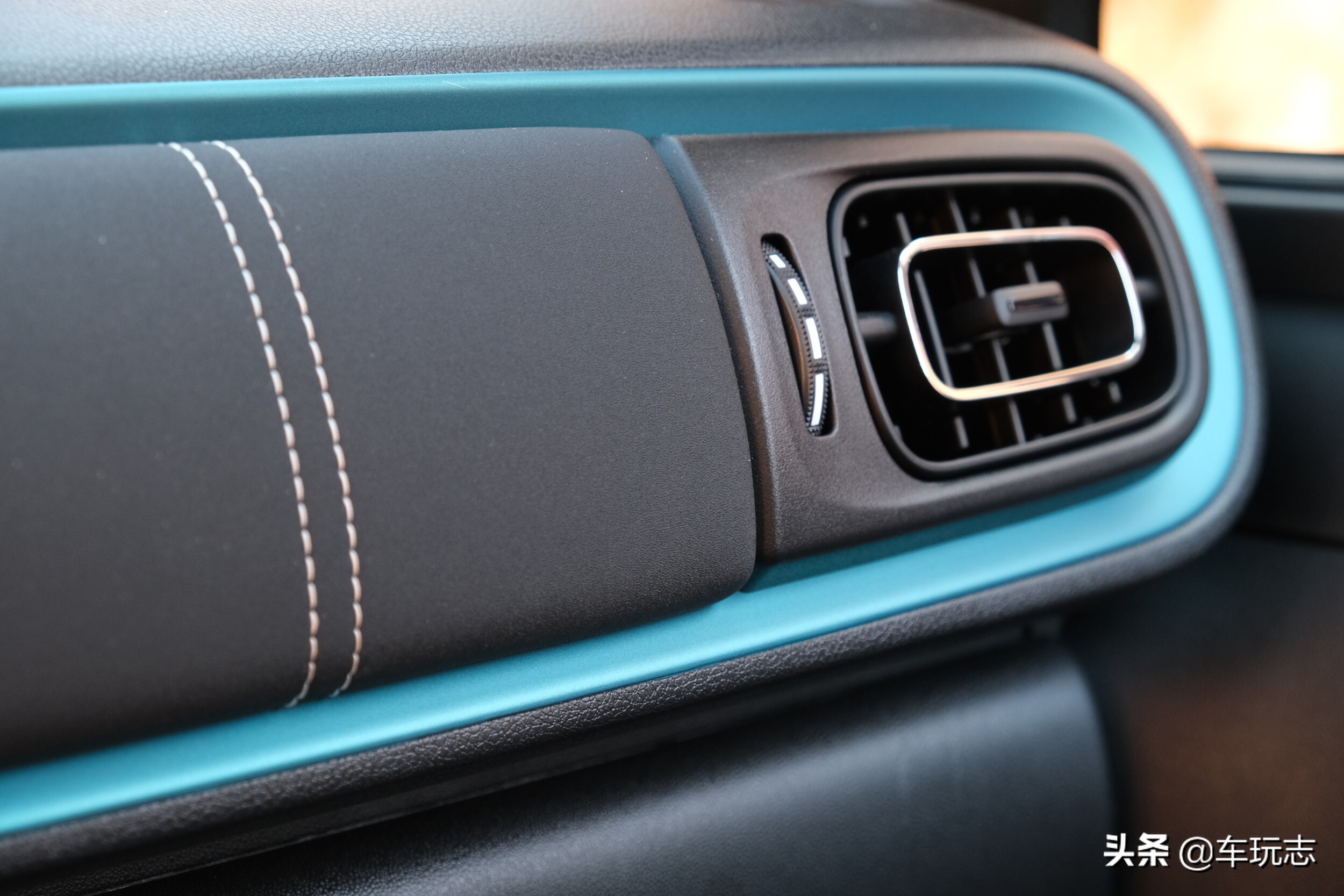 雪铁龙c3l手动试驾视频,22款雪铁龙c3xr1.2t