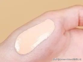 秋冬水润的粉底液,秋冬水润持妆粉底液