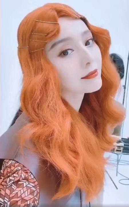 范冰冰化黑妆扮丑当村姑,范冰冰也做起了美妆博主