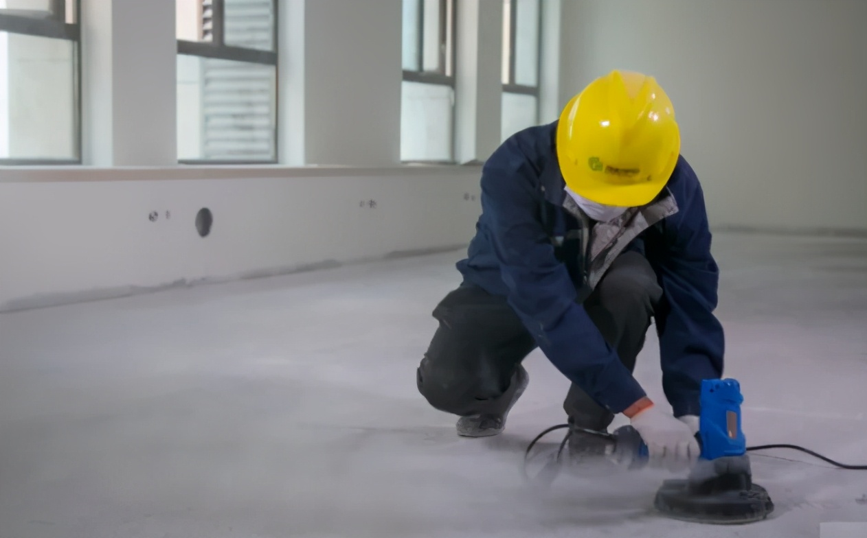 石膏基自流平做地暖回填,石膏自流平和水泥河沙找平哪个好