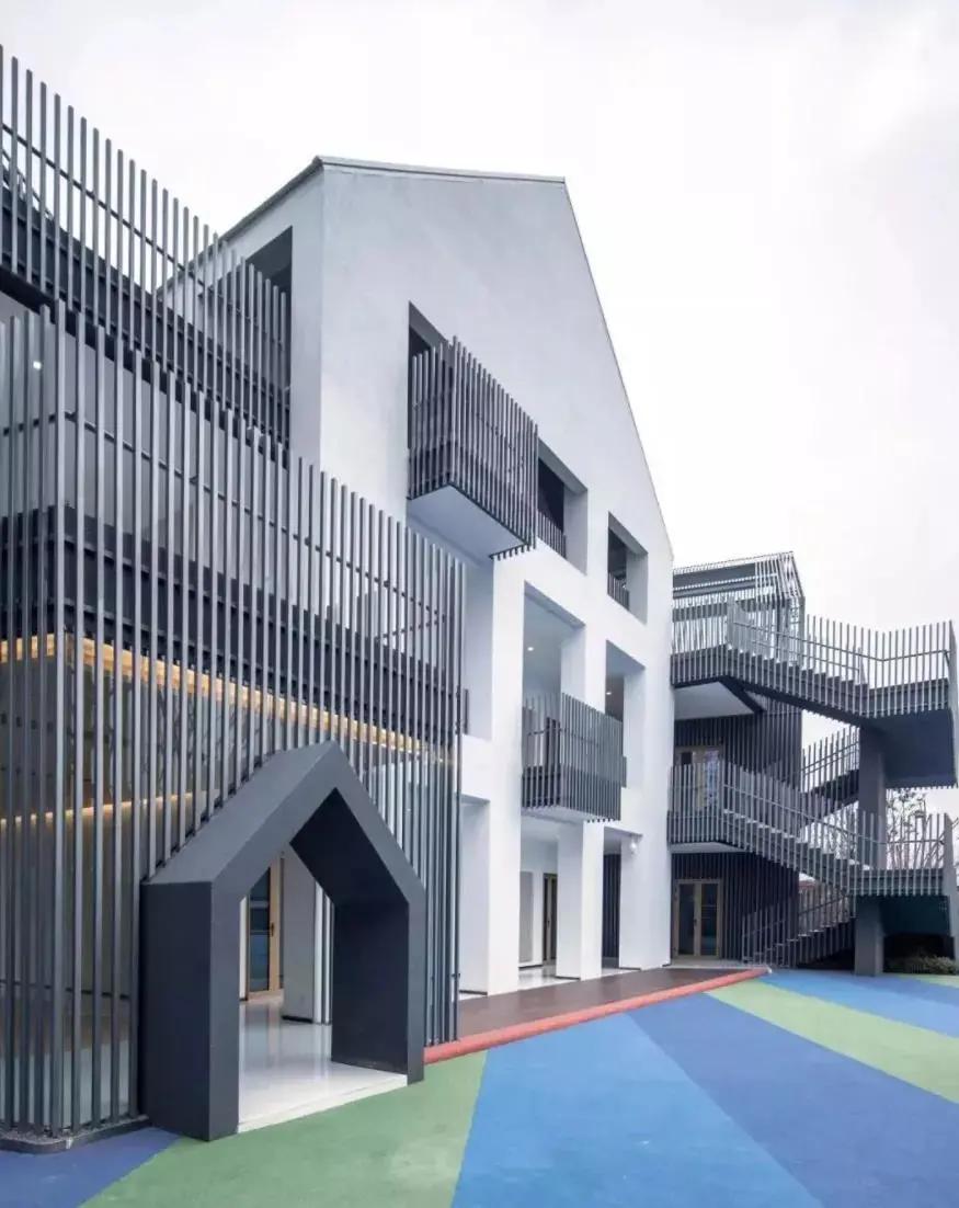 中国公认最漂亮幼儿园,国内外最具特色的幼儿园资料