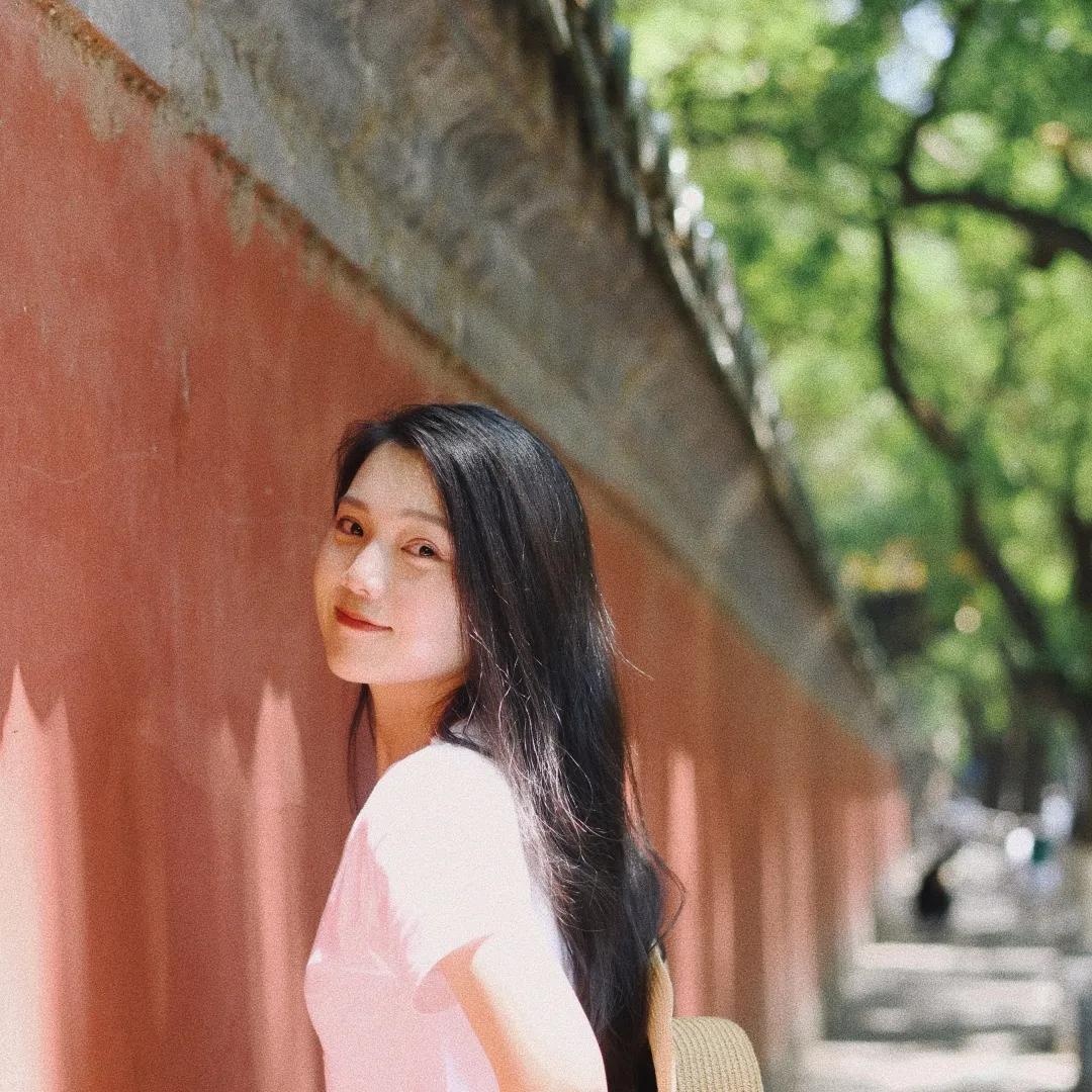 杭州女生老破小装修改造,装修漂亮女工