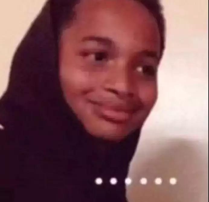 优衣库与kaws联名t恤,优衣库与kaws联名的t恤