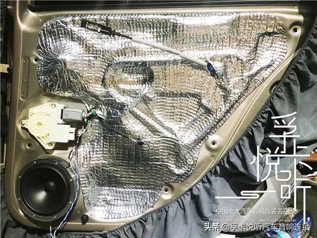 济南大众高尔夫7汽车音响改装升级意大利史泰格两分频汽车喇叭