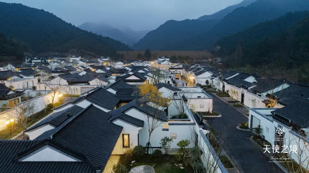 蓝城小镇项目实景,蓝城小镇全景图