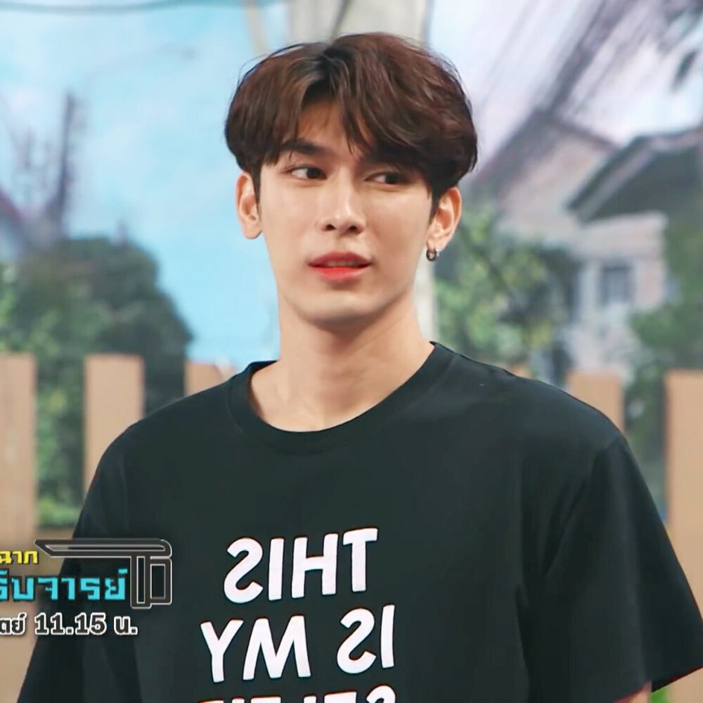 人间天使糕卡娜：热爱足球名校毕业签约三台未来可期