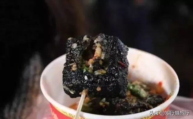 国内五条美食街全吃过才算吃货,国内值得推荐的4条美食街