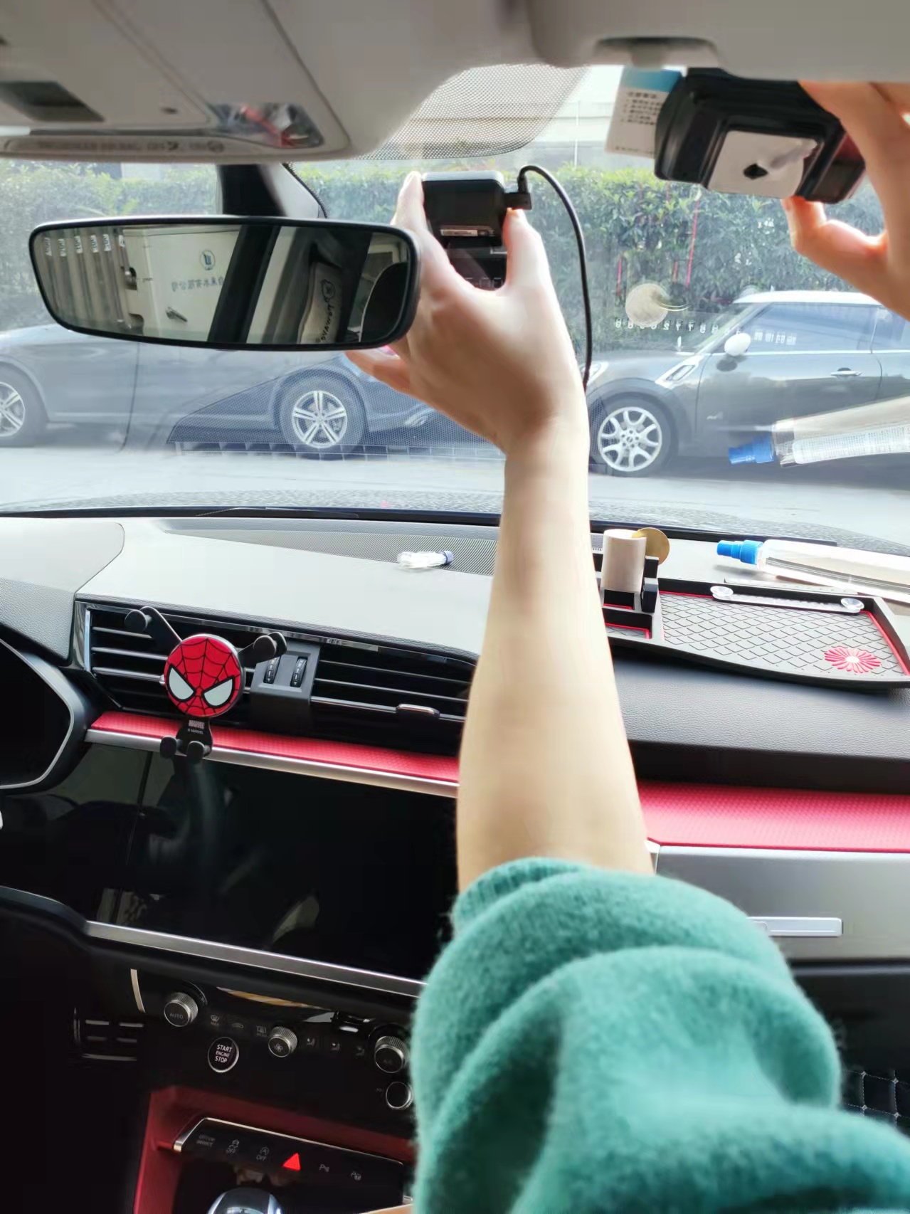 360k680行车记录仪多少钱,360k680行车记录仪可以手机联网