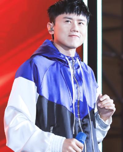 张杰是个怎样的歌手,张杰歌手偶像