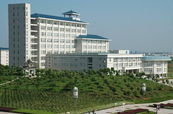 武汉“迷惑性”最强的野鸡大学,“正版”是学院,“盗版”是大学