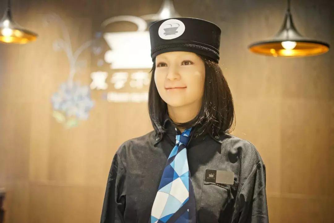 机器人半夜自动运行,机器人解雇员工