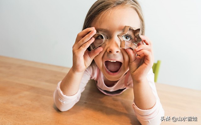 “可怕的两岁”魔咒，妈妈如何智斗“小魔王”