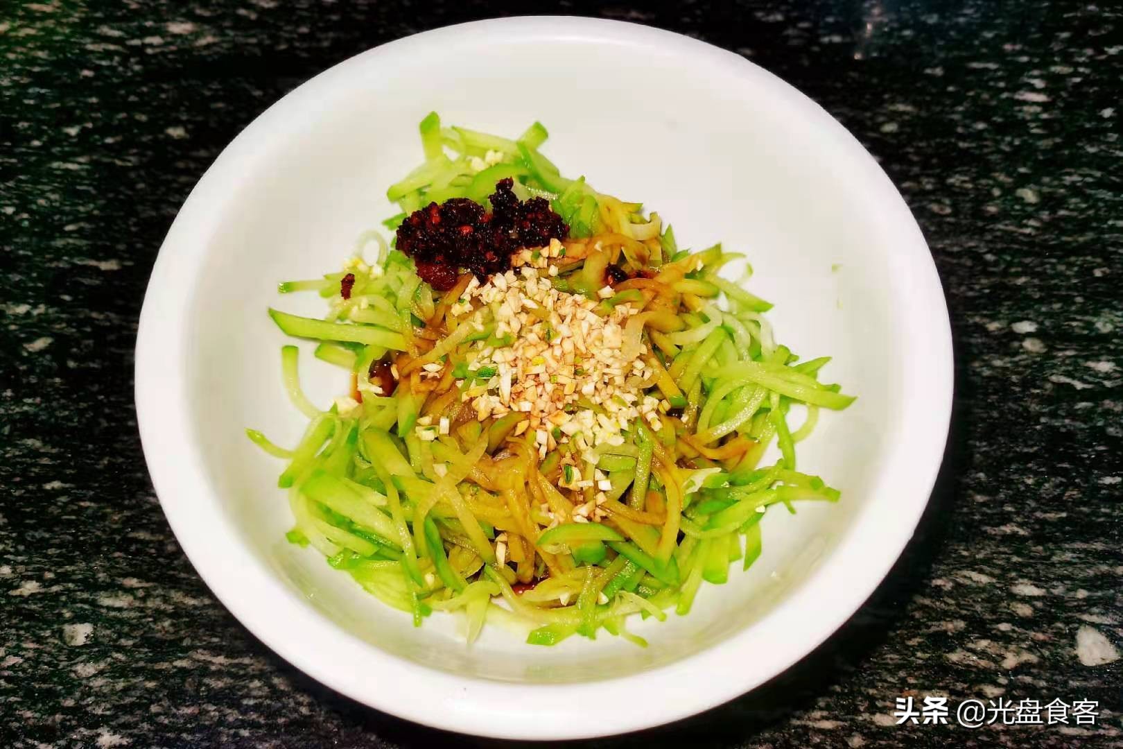 冬天吃白萝卜有什么功效作用,冬季多吃白菜萝卜教你好吃的做法