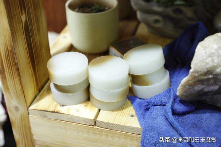 和田玉糖玉有那么神奇吗？为什么市面上见得少，夸它的人却不少？