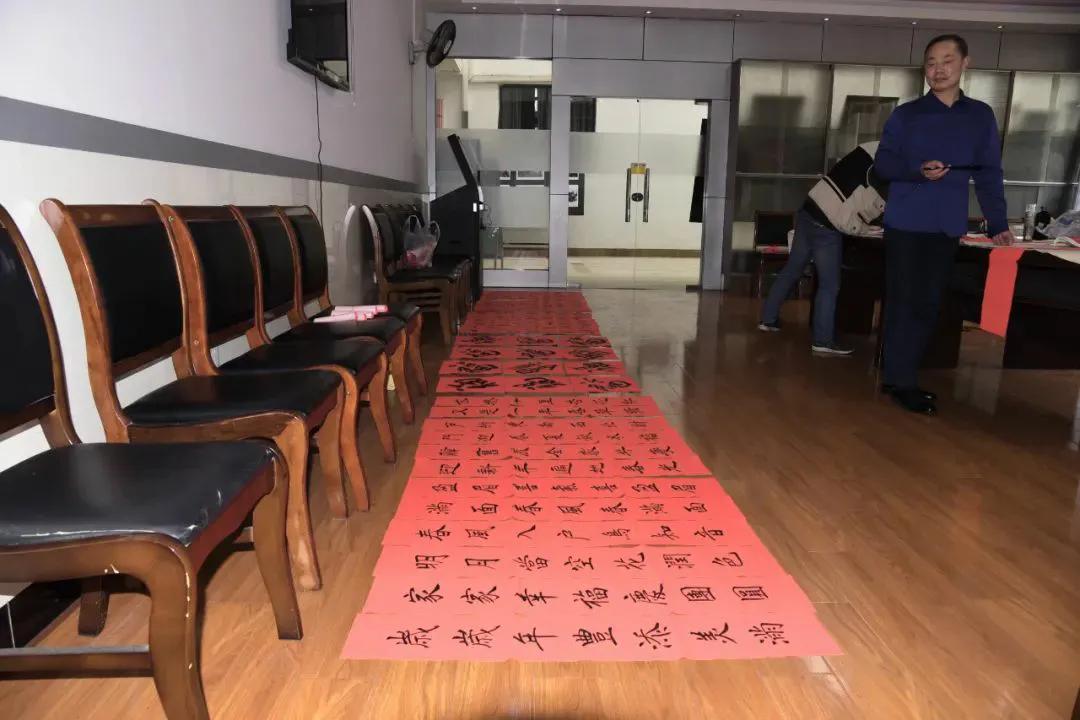 重磅福利!挥毫泼墨,送福江南!