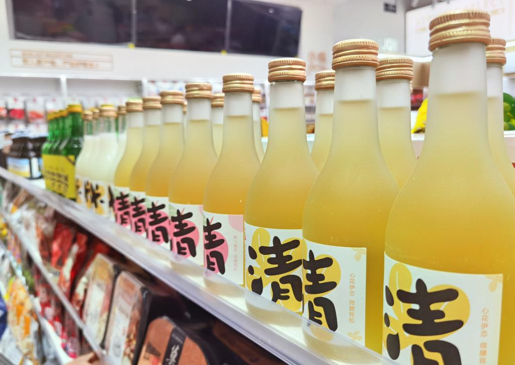 百亿辣条比赛视频,千亿卤味零食赛道