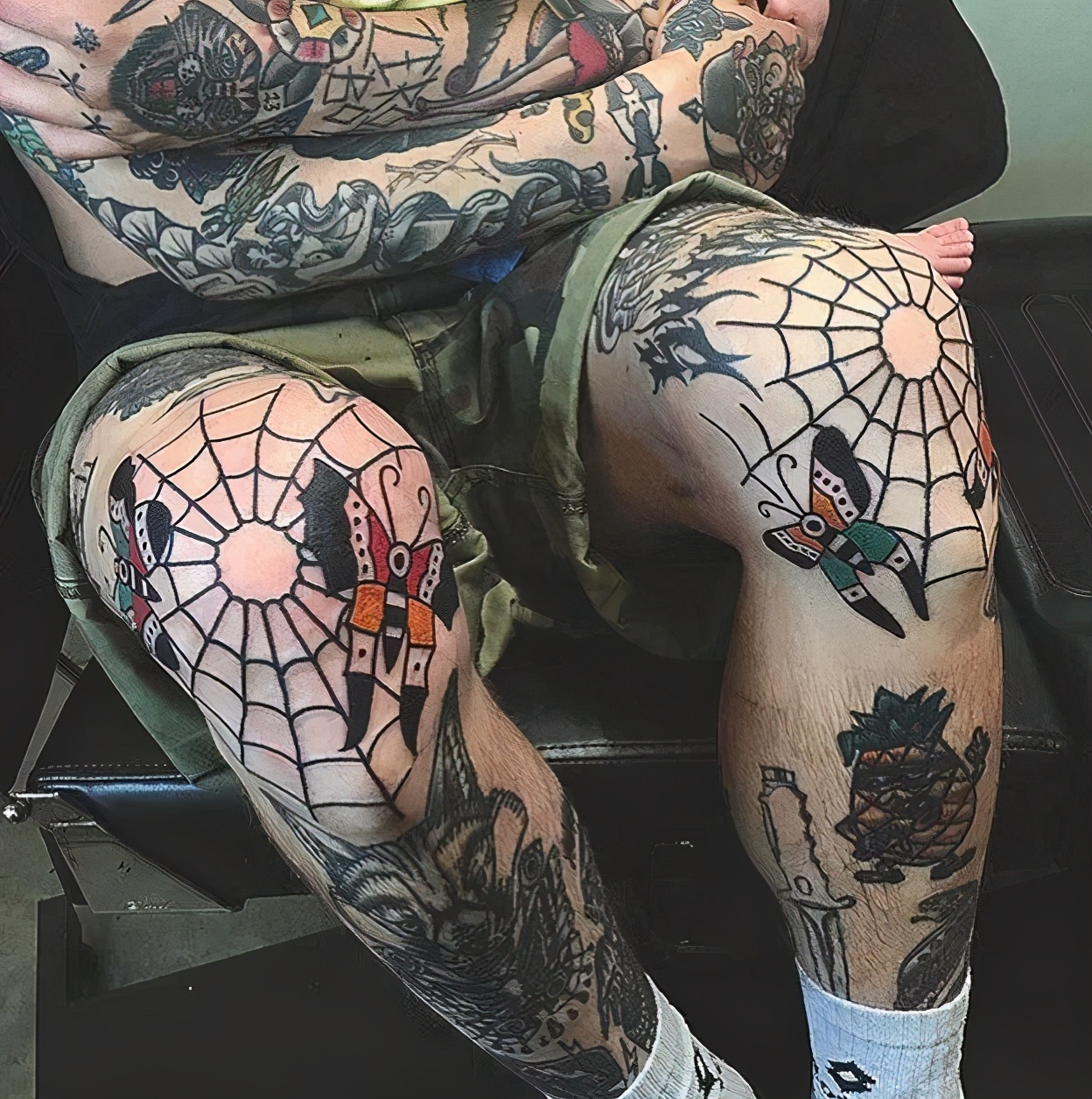 蒸汽朋克纹身和哥特纹身,又纹身又穿鼻环