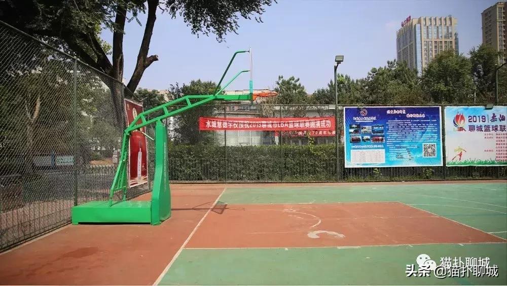 山东聊城室外篮球场,聊城篮球野球场