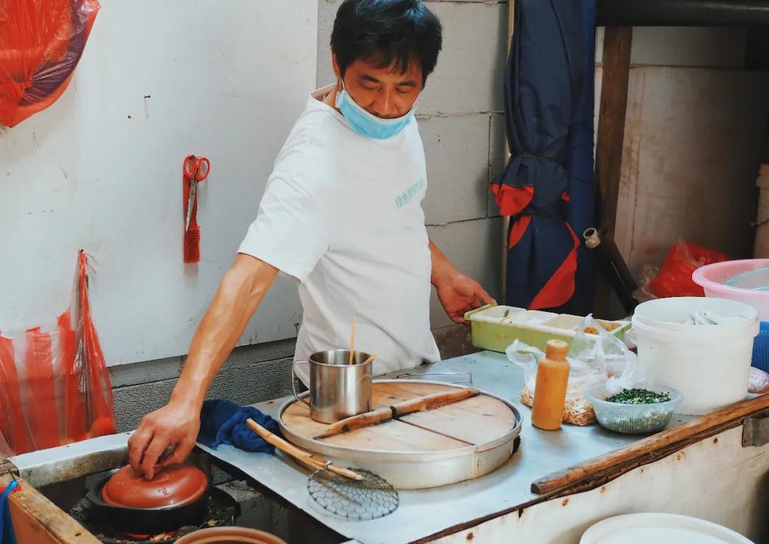 鍥炴潵浜嗙啛鎮夌殑鍩庡競,鍥炴潵浜嗚蛋鍦ㄧ啛鎮夌殑琛楅亾