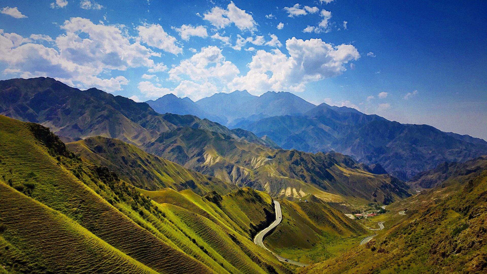 全疆最美公路排名,新疆五大高速风景