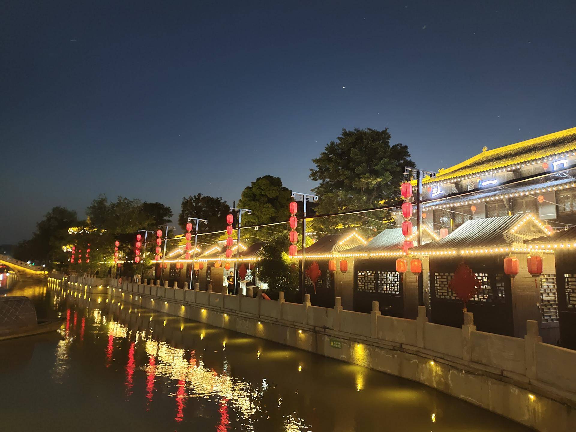 iQOONeo3是一款适合年轻人使用的手机,iQOONeo3评测