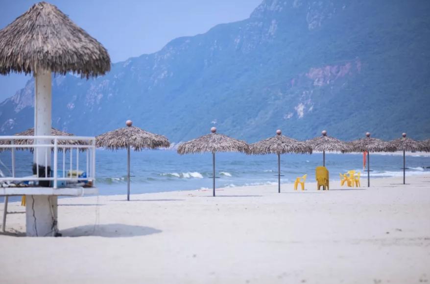 比普吉岛少的岛,比巴厘岛好玩的岛