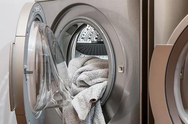 轻奢衣物护理液,衣物焕新修护液