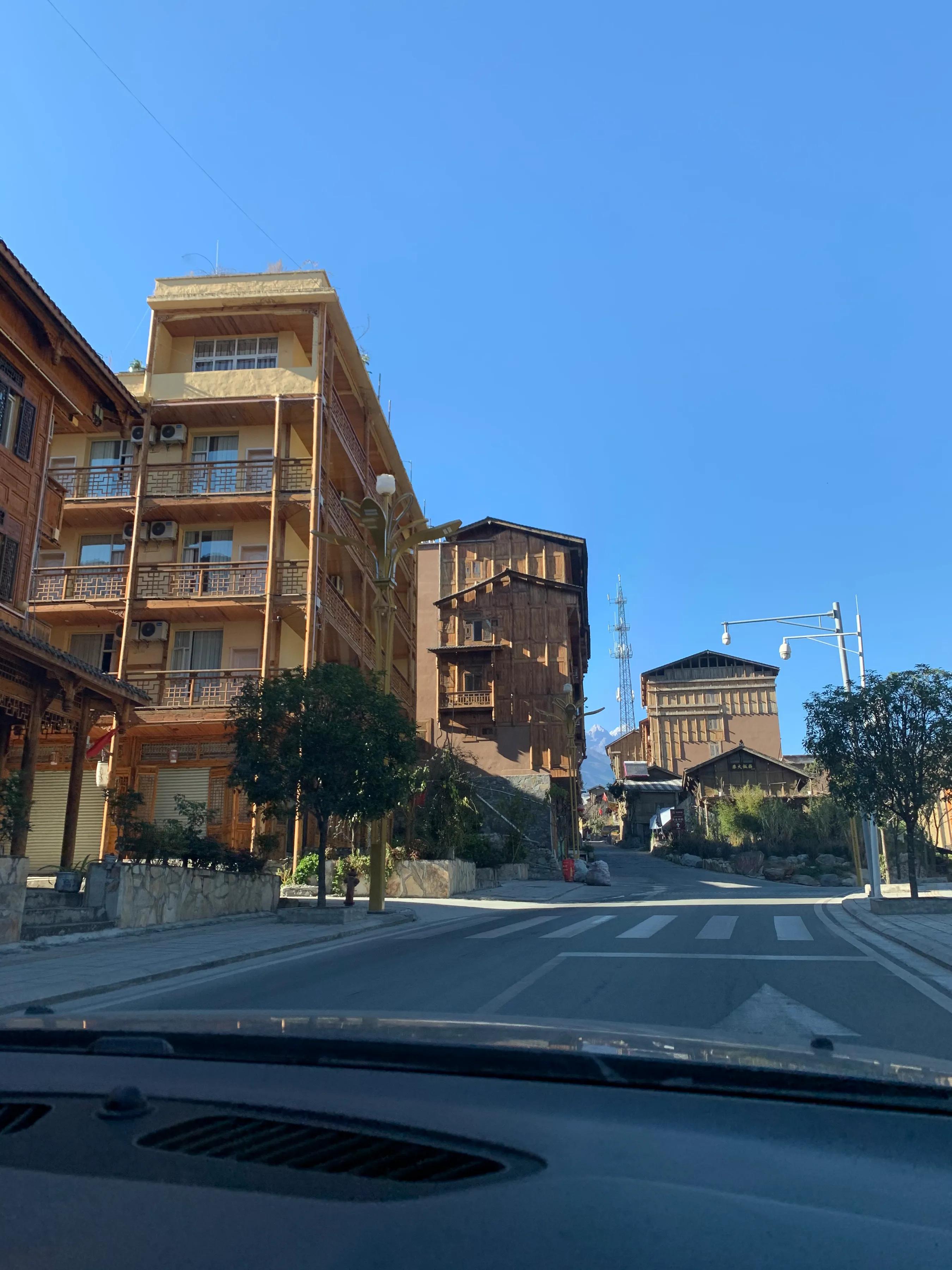 海螺沟燕子沟旅游攻略,海螺沟和燕子沟哪个更值得去