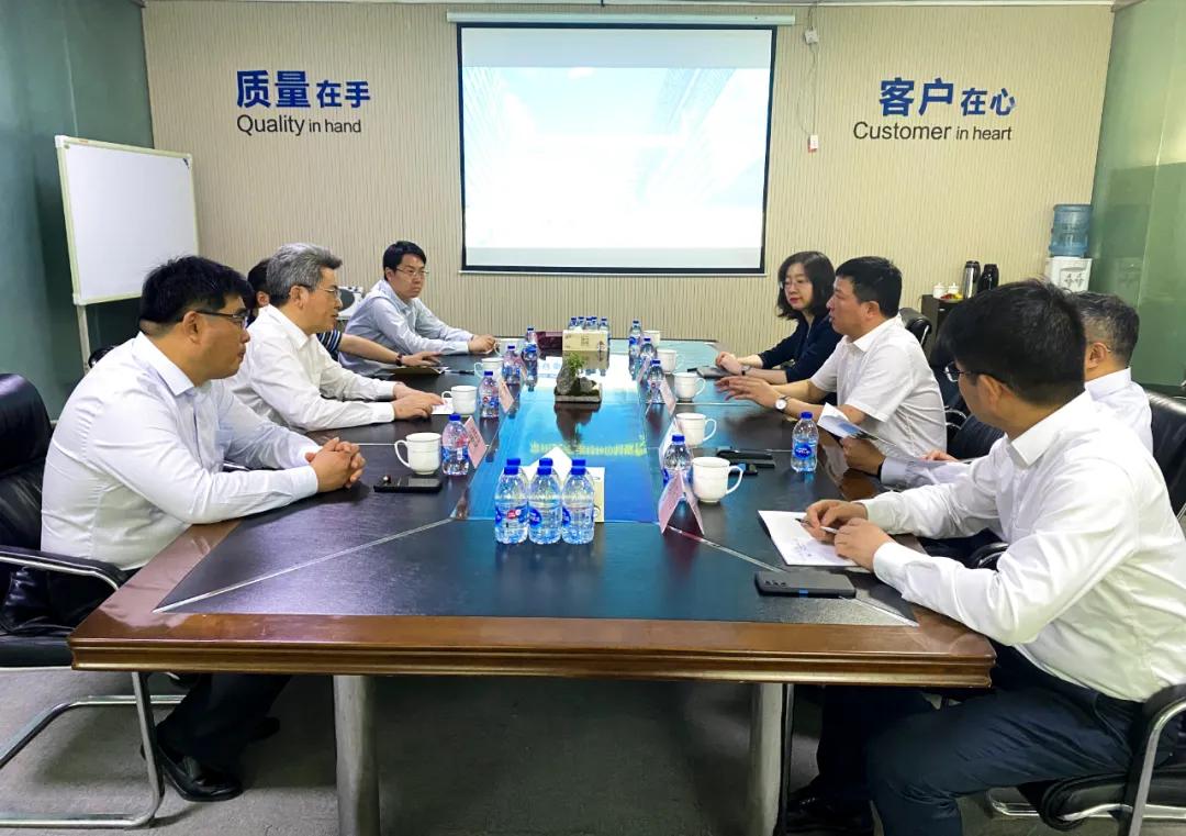 政府领导走访调研企业,黄浦区领导走访调研企业