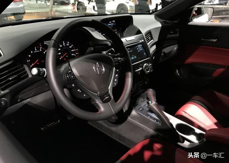 新款讴歌ilx实车现身,acura讴歌tlx2.0l精锐版