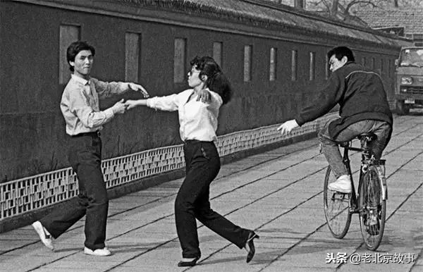 80年代老北京的生活,80年代北京的生活图片