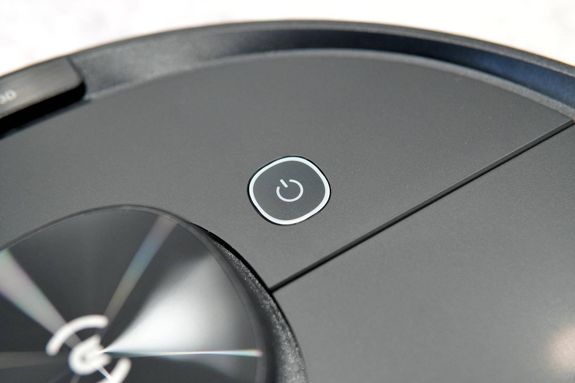 能扫能拖还能除菌？科沃斯地宝DEEBOTN8PRO评测