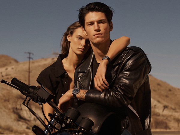 swatch手表和ck,ck表不走了怎么调节