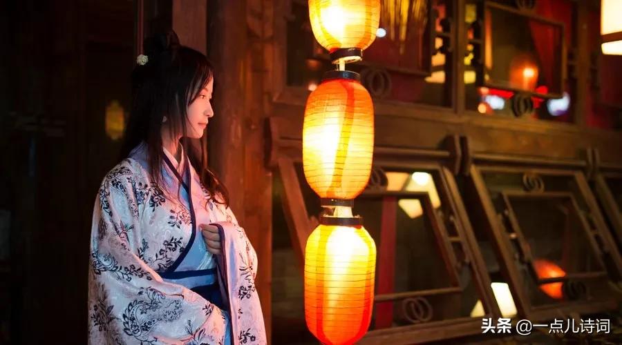 十大经典诗词开头和结尾大全,适合摘抄的神仙惊艳句子开头结尾