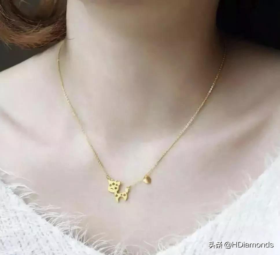 30克黄金项链多粗,黄金项链买定价的还是克数的